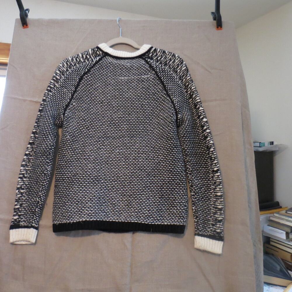 Cozy Vintage Lord & Taylor Knit Sweater - Size S